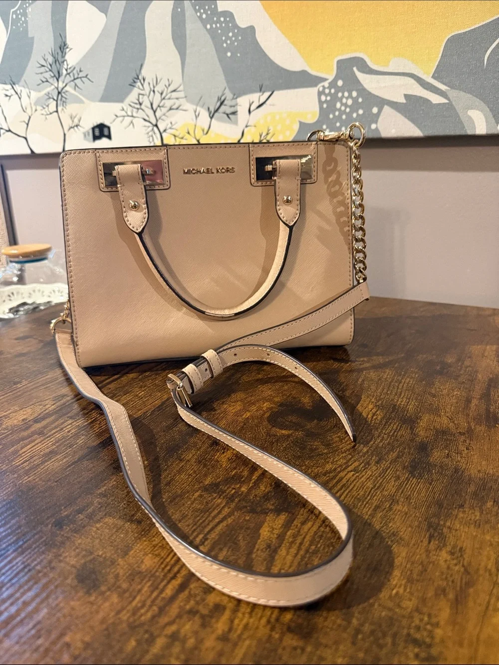 Michael Kors Quinn Medium Satchel